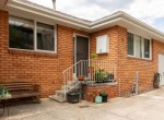 RESIZE main_2_10_Hartwood_St_KewEast_3102_ExteriorEntrance