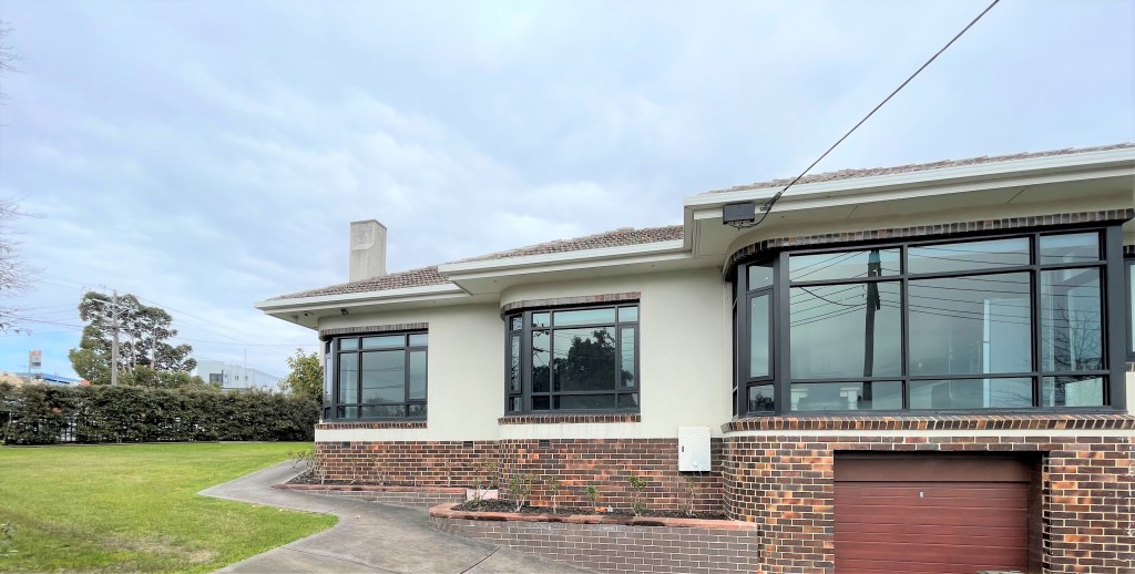 Picture of **LEASED** Luxury Art Deco Residence in First Class location. - Colin ...